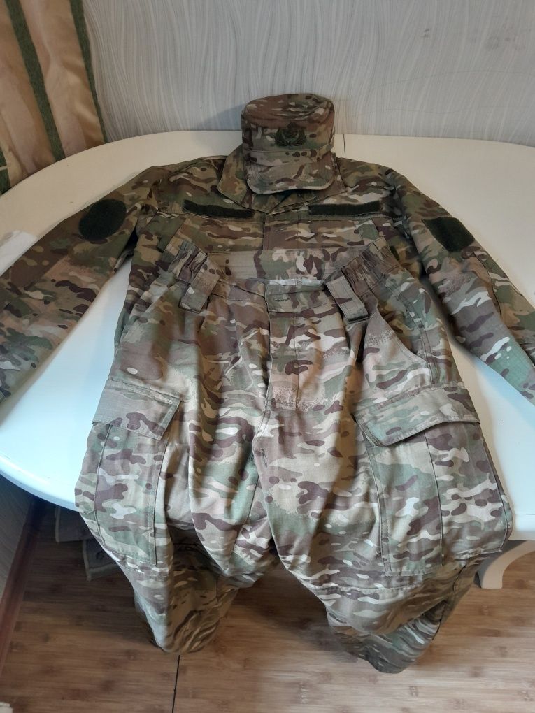 Военный бушлат с ватником состояния отличный