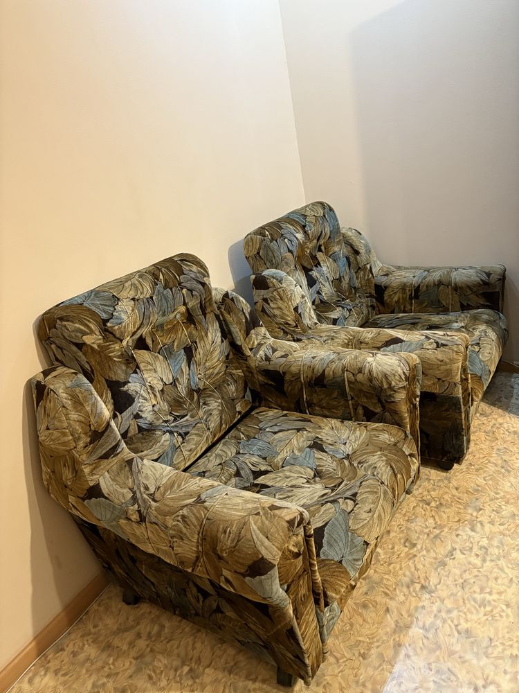 Диван с креслами