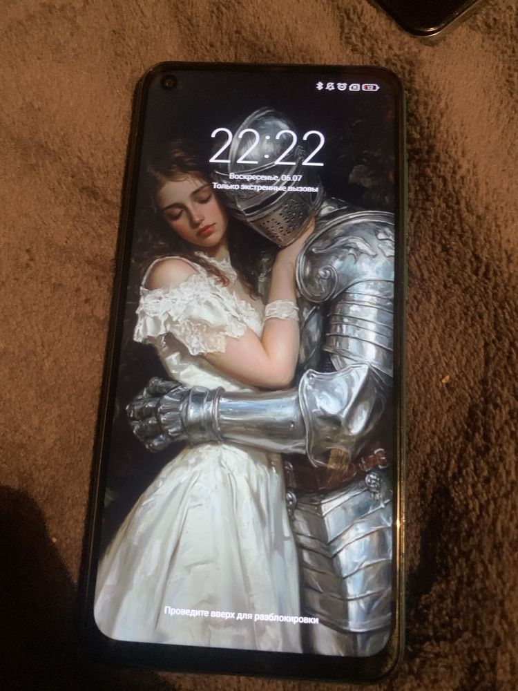 XIAOMI 12t на 256гб и REDMI Note 9на 128gb
