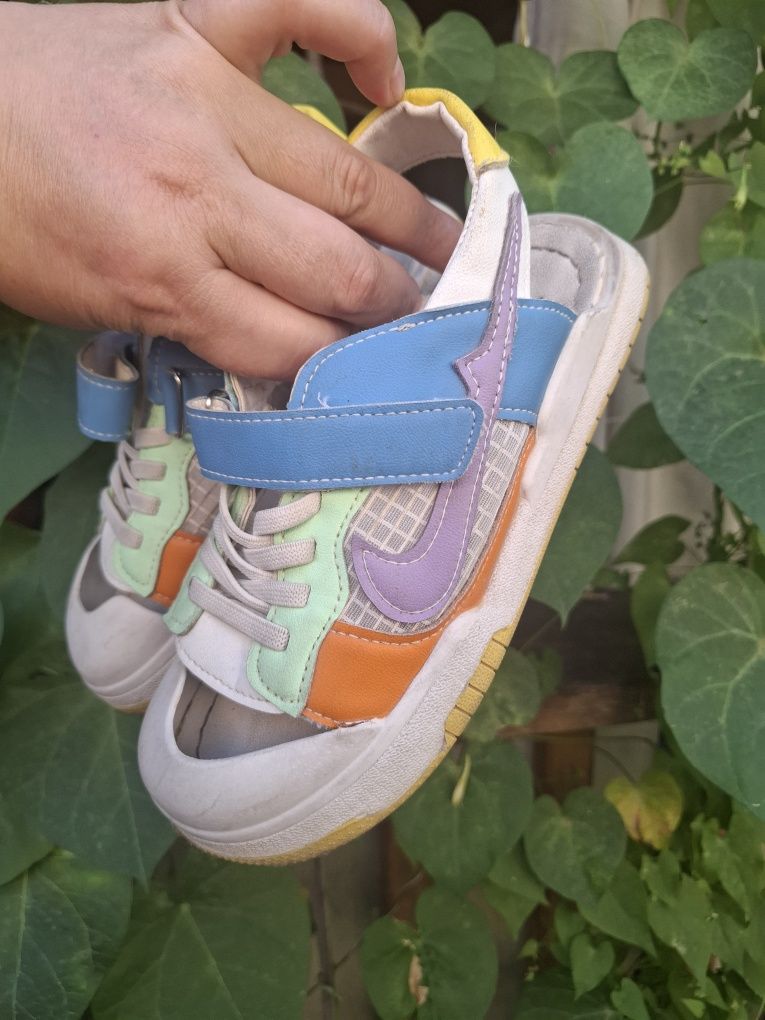 Продам детские сандади