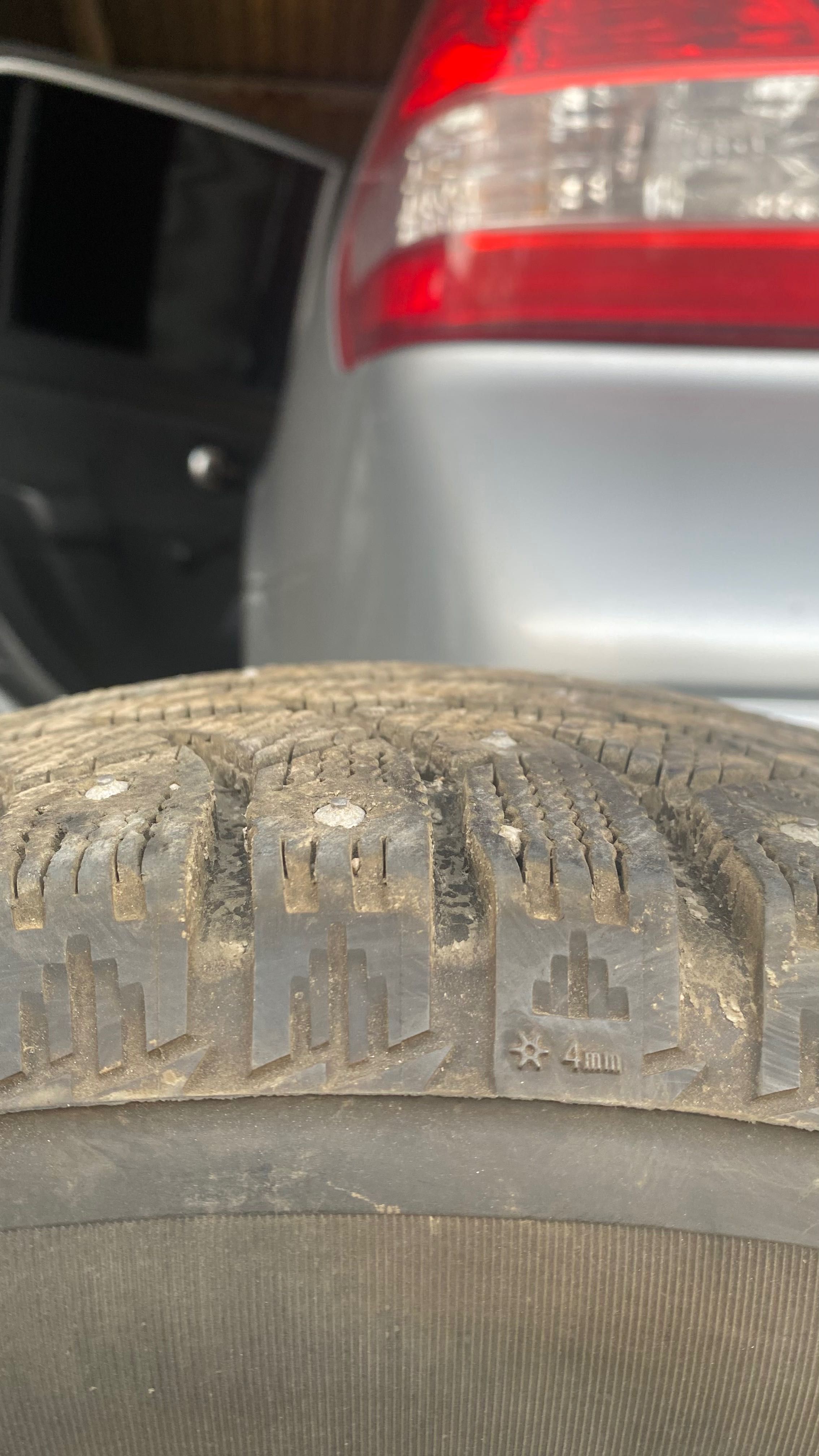 Bridgestone Ice Cruiser 7000 S 185/65/15