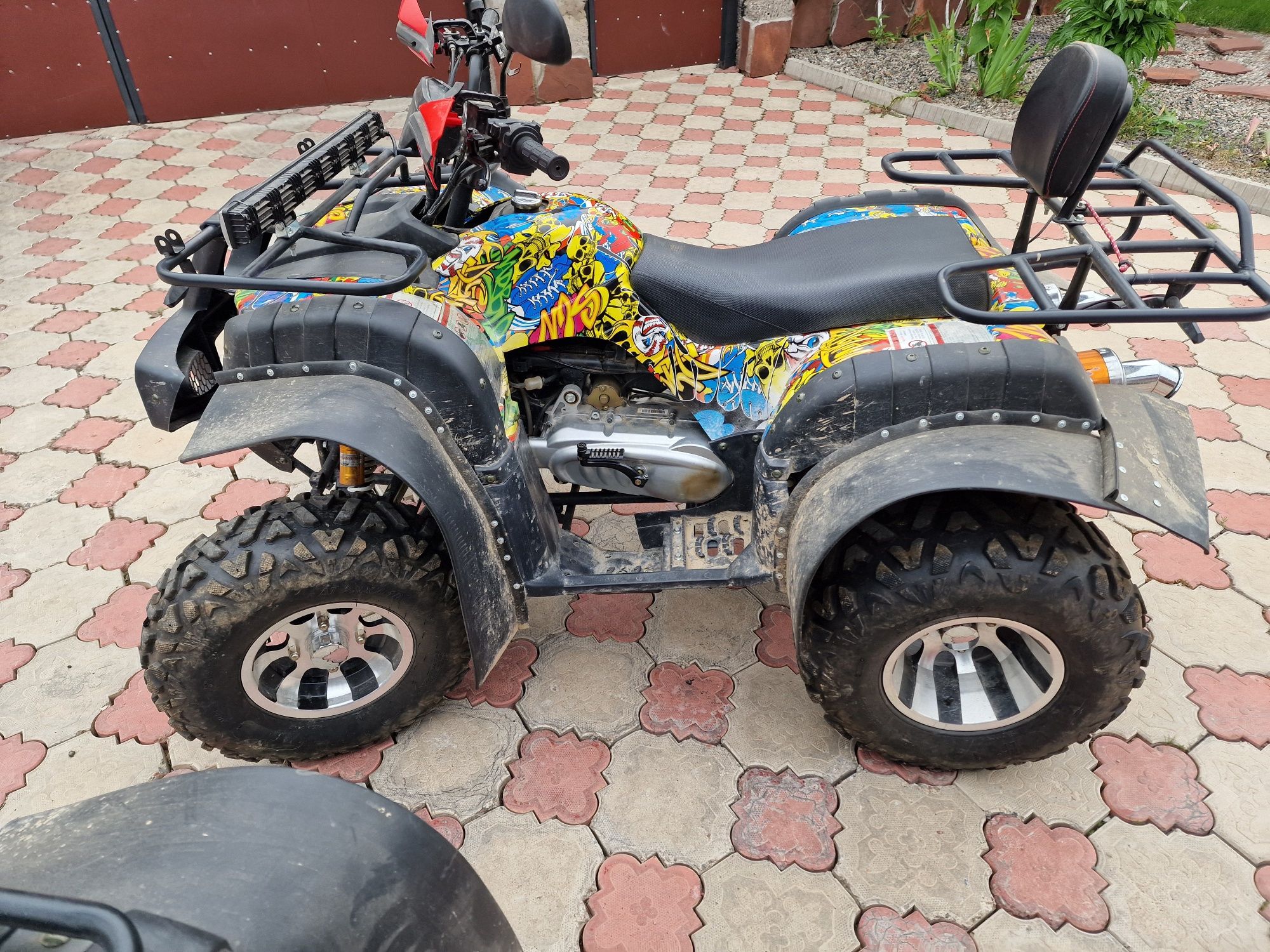 Продам 2 квадроцикла