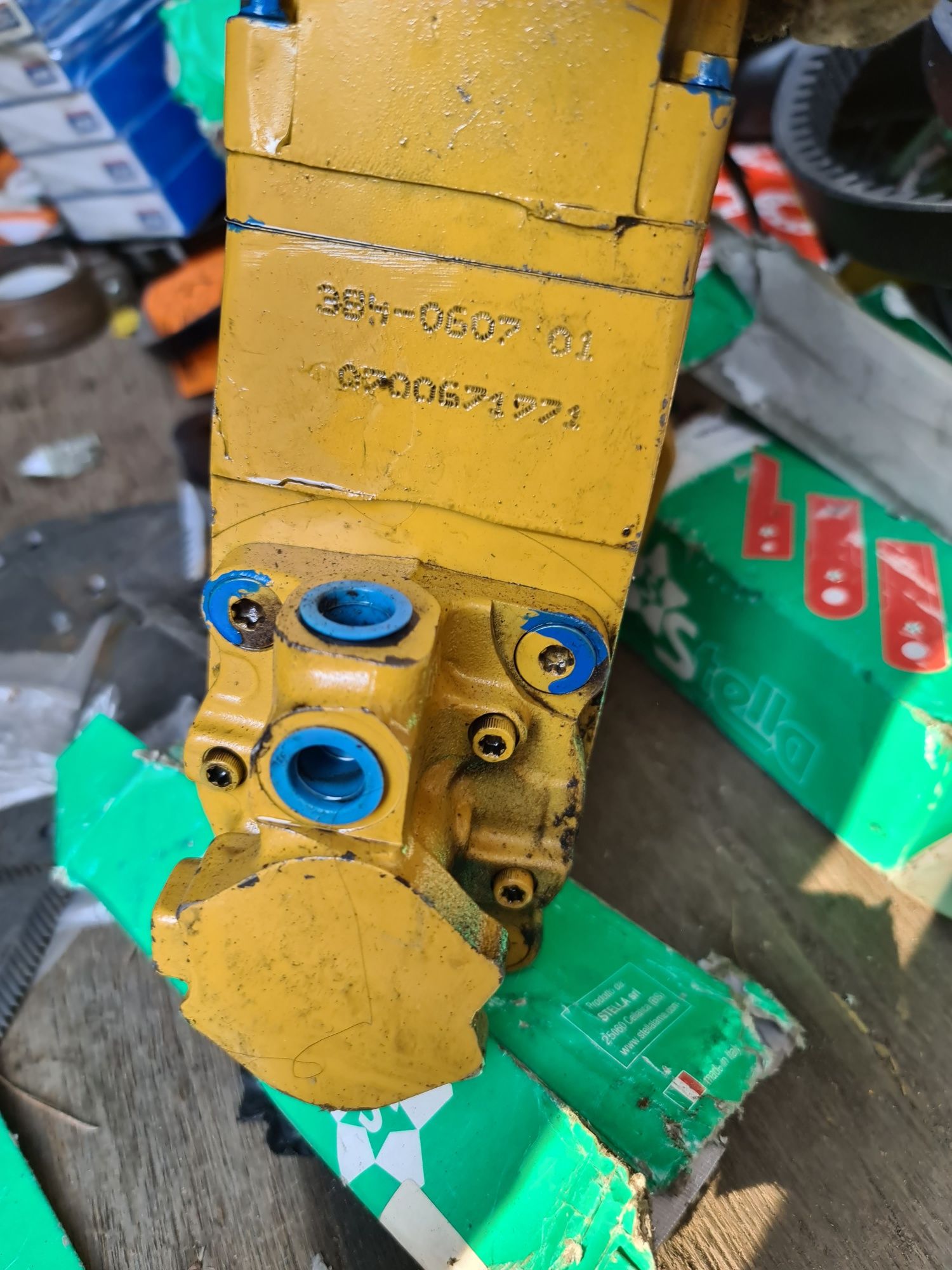 Насос топливный caterpillar c9 с7