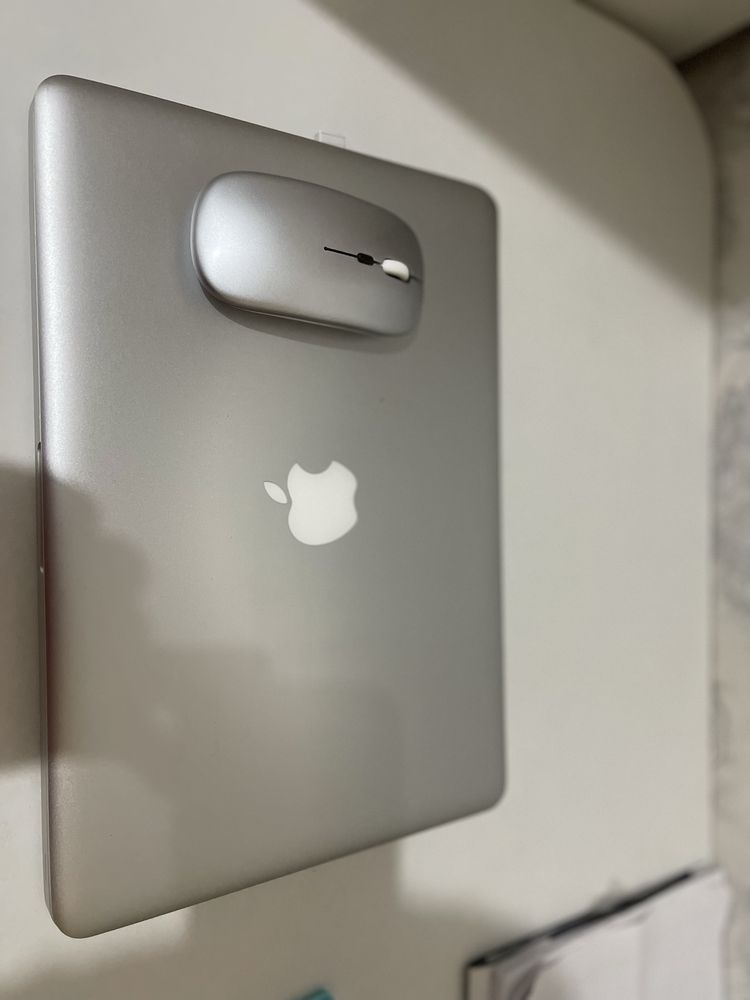 Магбук про. Macbook pro