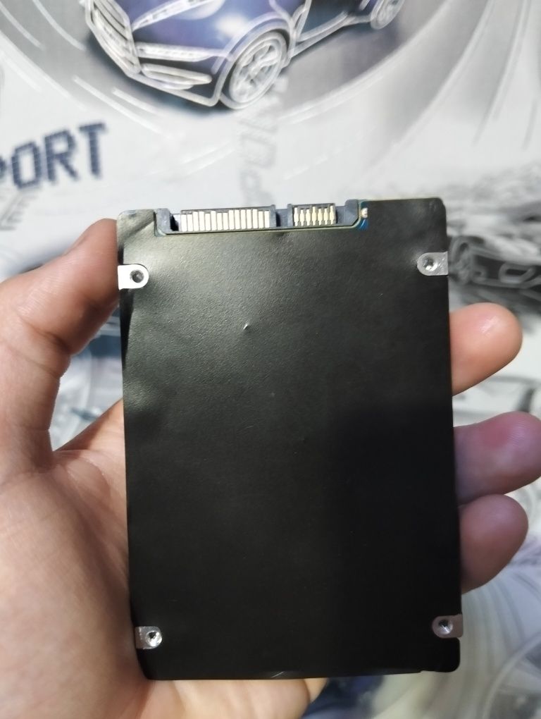 Продам жёсткий диск HDD 1ТБ СРОЧНО