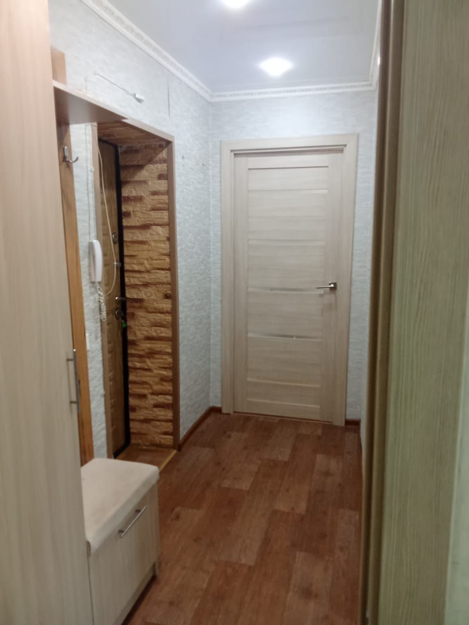 продам 2ух кв/ на против 9 школы