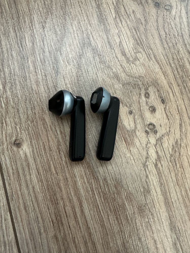 JBL наушники за 5000! Срочно!