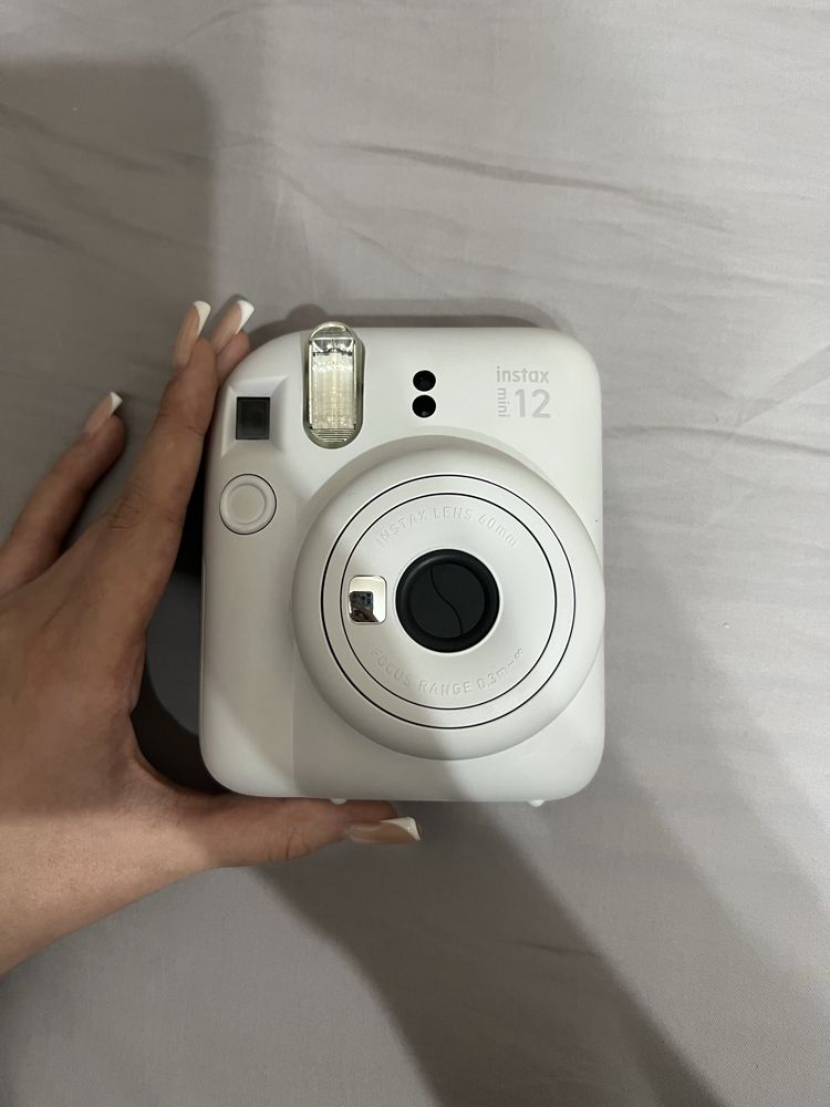 instax mini 12 фотоаппарат