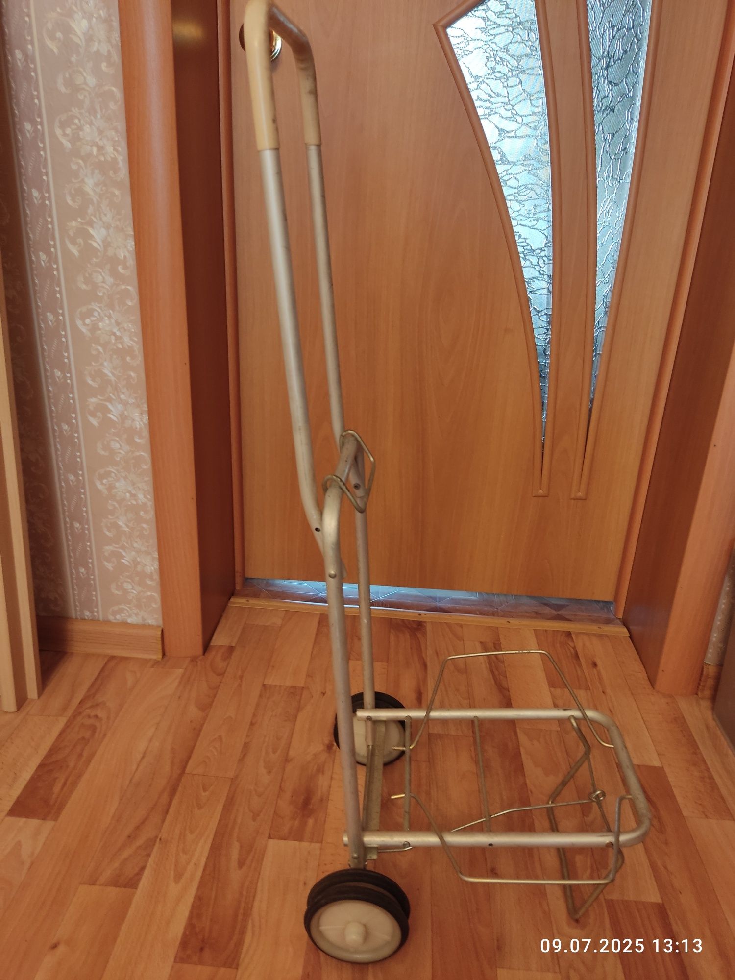 Тележка для перевозки сумки
