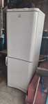 Продам холодильник Indesit