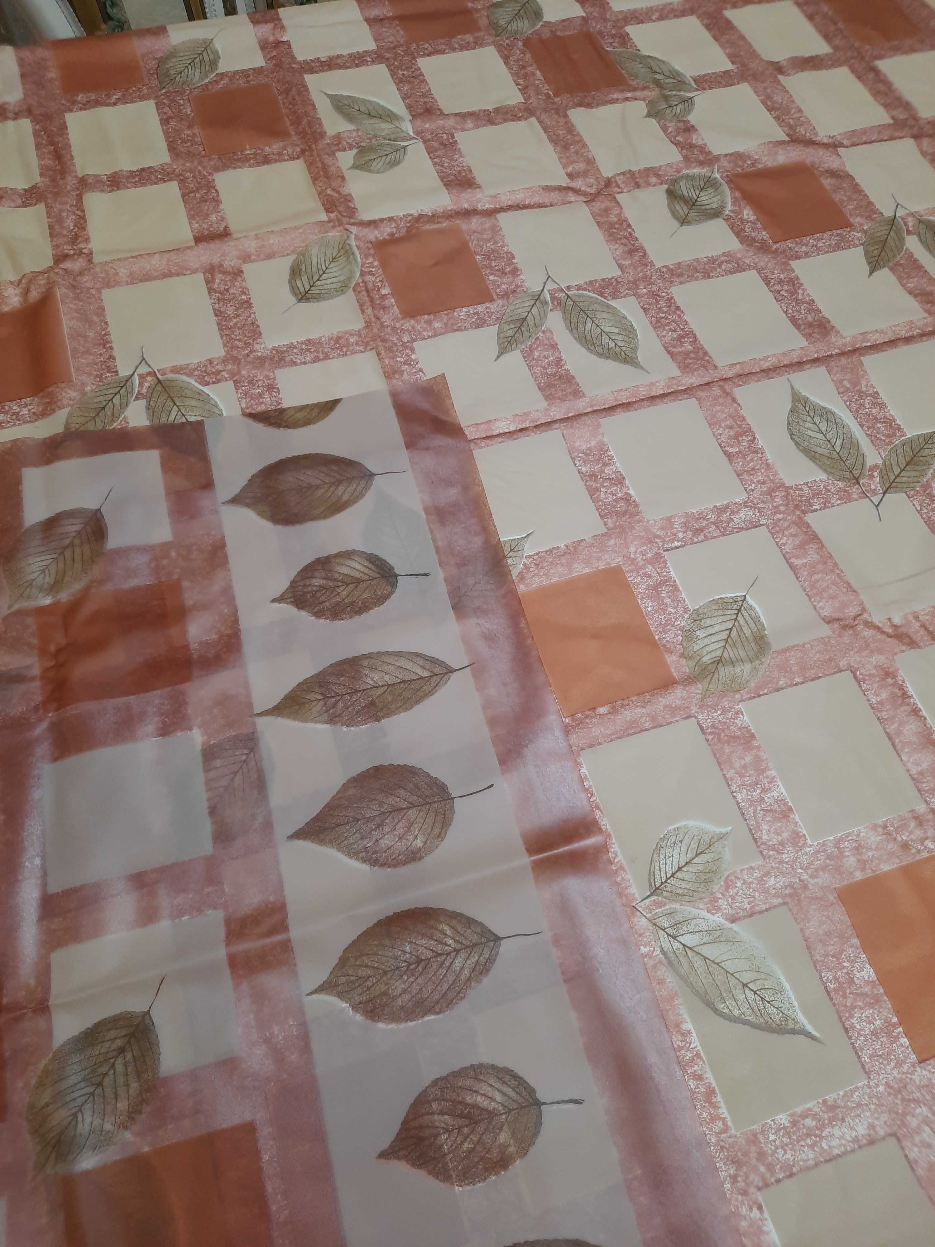 Продам скатерти б/у