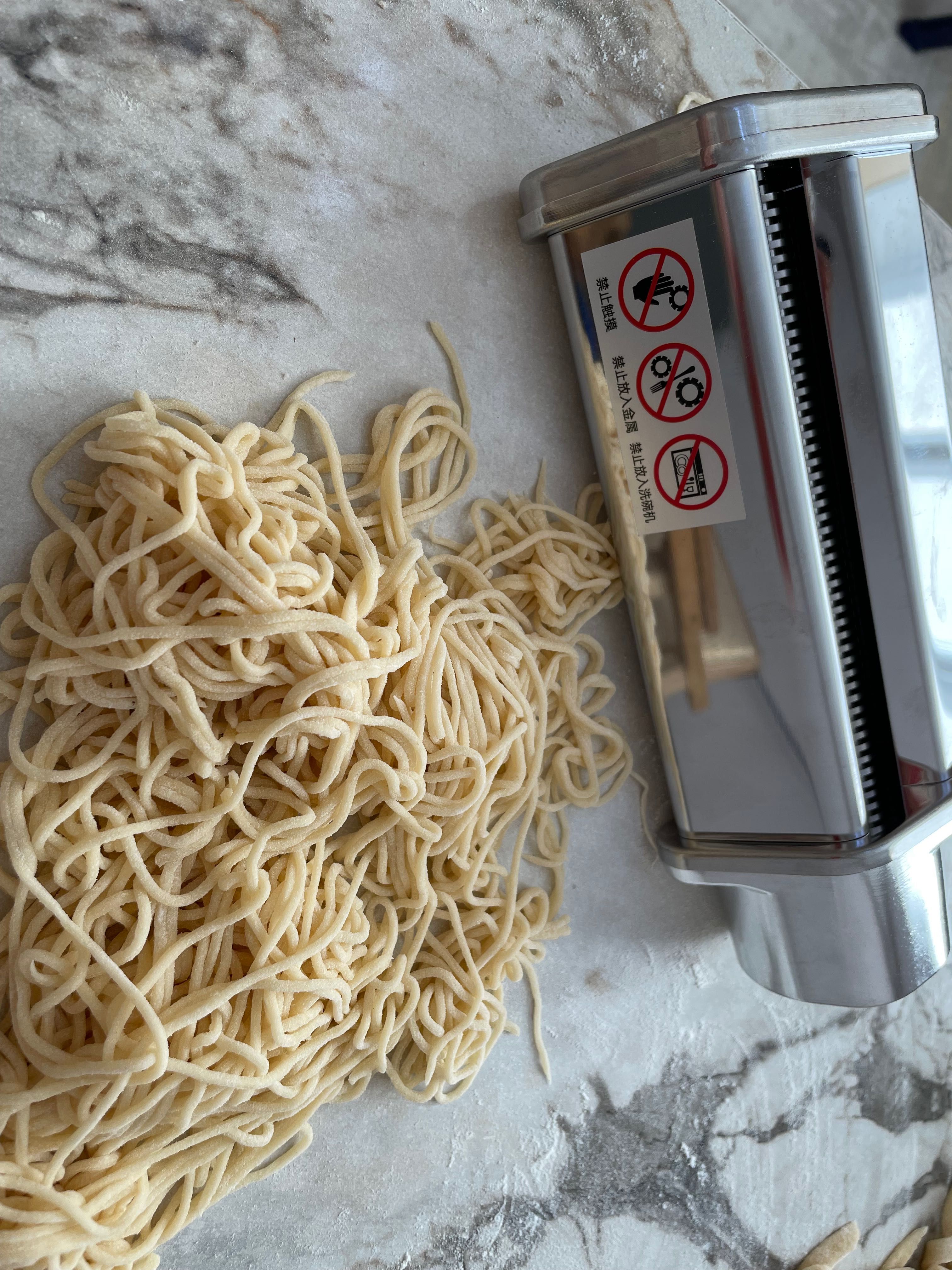 Продаю Новый кухонный комбайн Конка в коробке