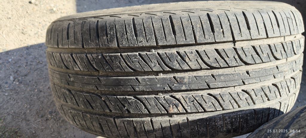 Продам шины в хорошем состоянии 275/50 R20