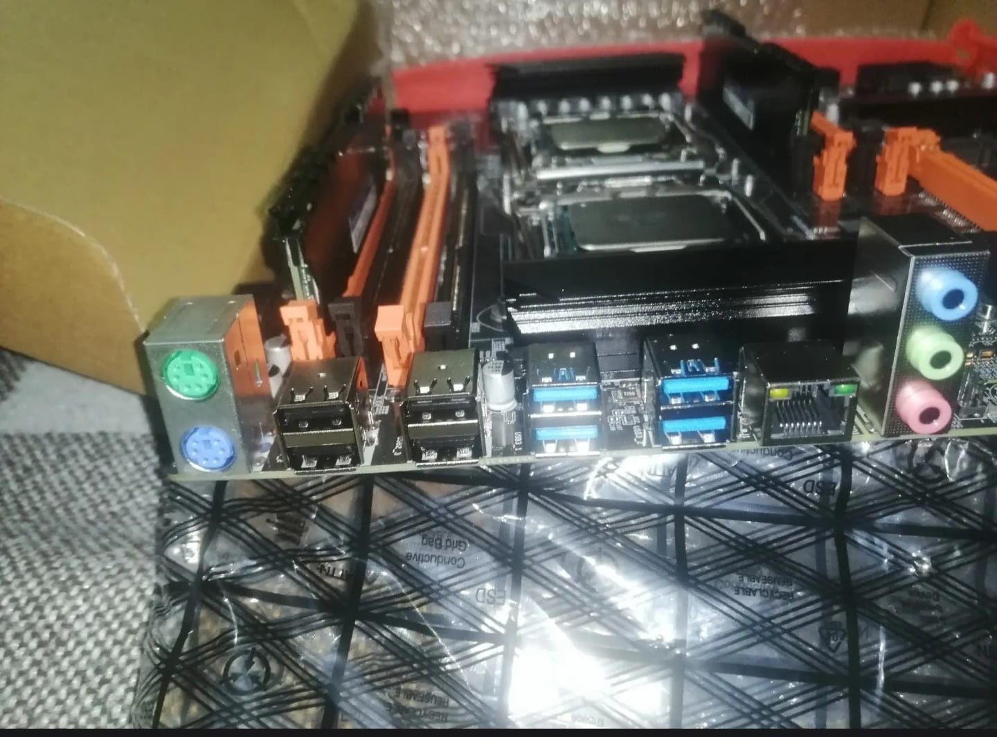 Продам двухпроцесорную материнскую плату atermiter x99 dual