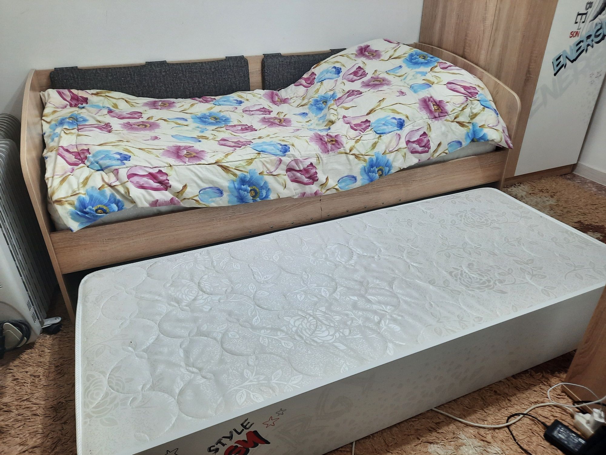 Продается спальный гарнитур для детей и для детей подростков
