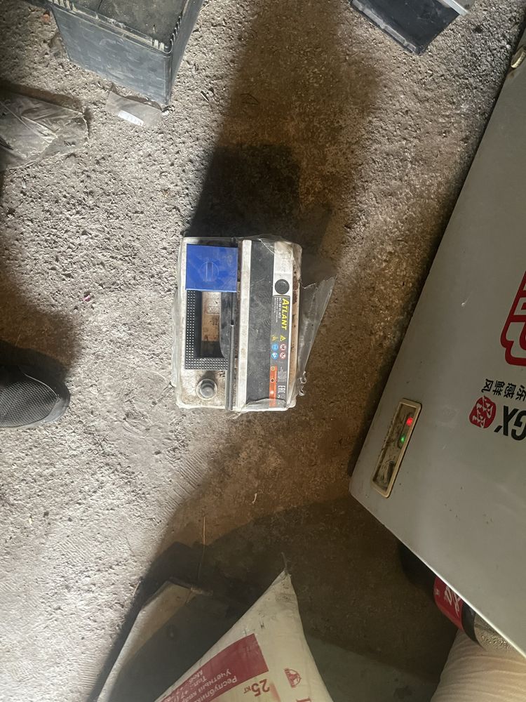 Продам аккумулятор