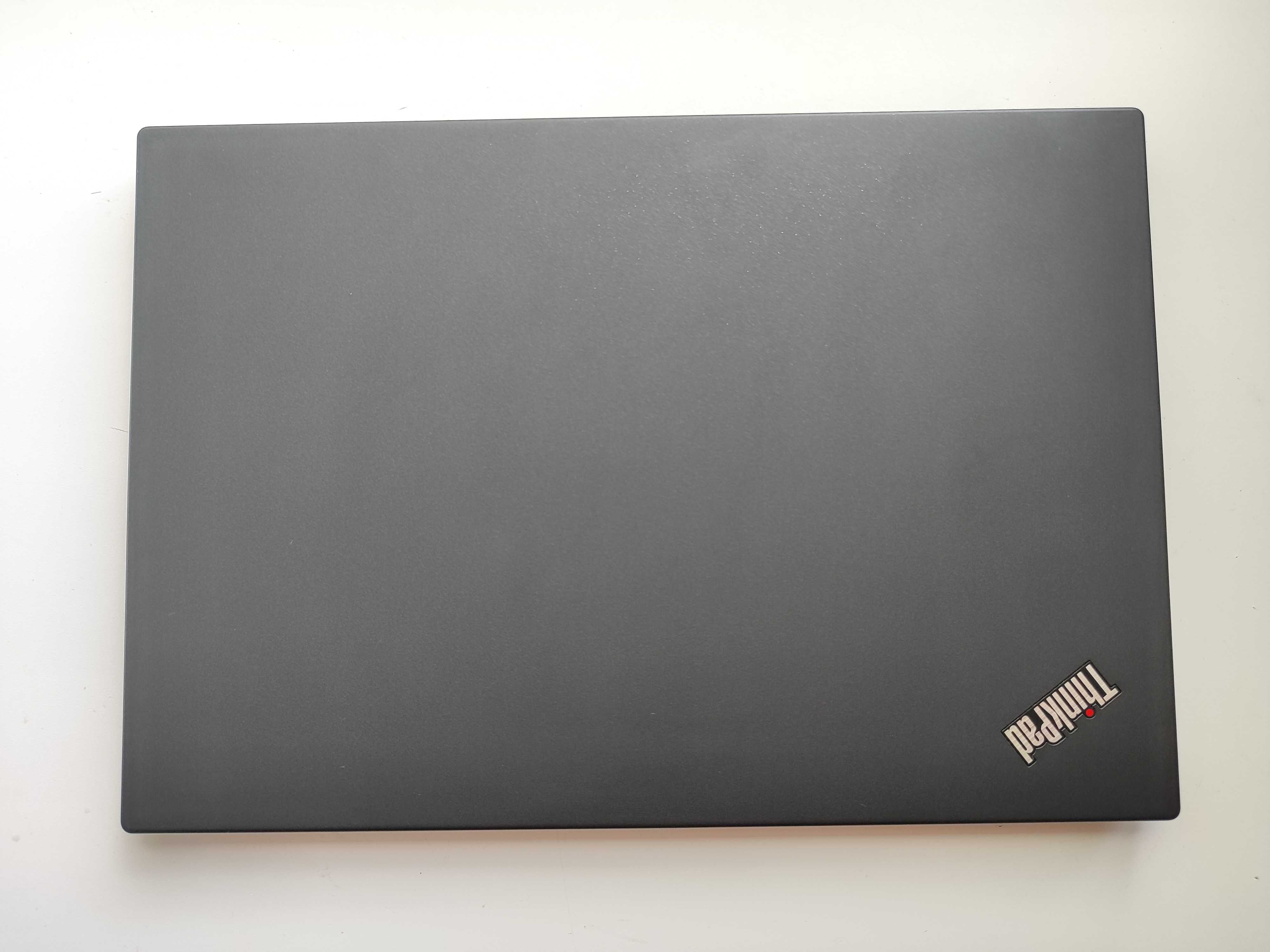 Lenovo ThinkPad T490/i5-8265/8/256/14/FHD/IPS
