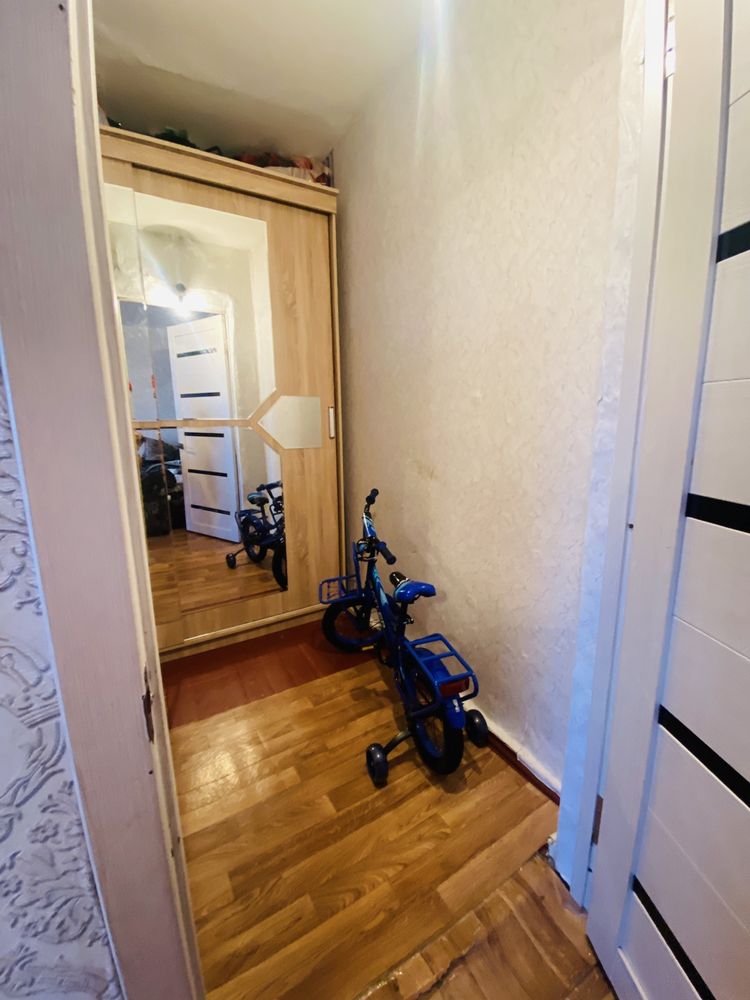 Продаётся 2 ком переделанная на 3 х ком в Сортировке
