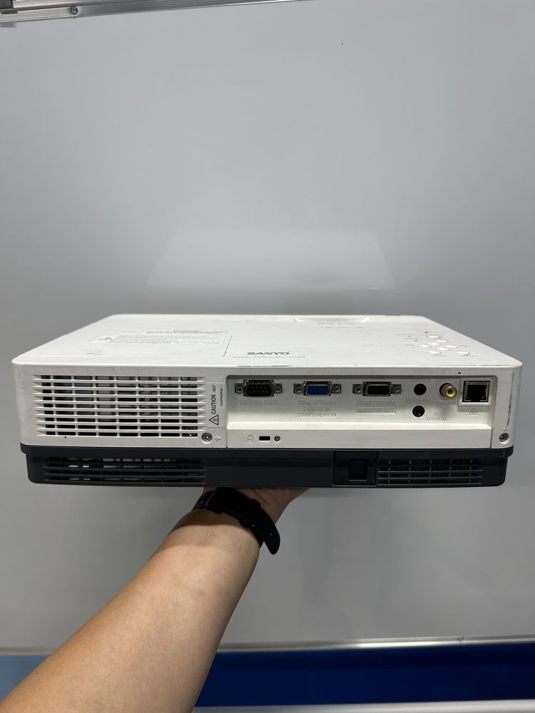 Проектор Sanyo Vga