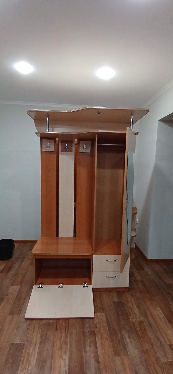 Продам прихожку в отличном состоянии