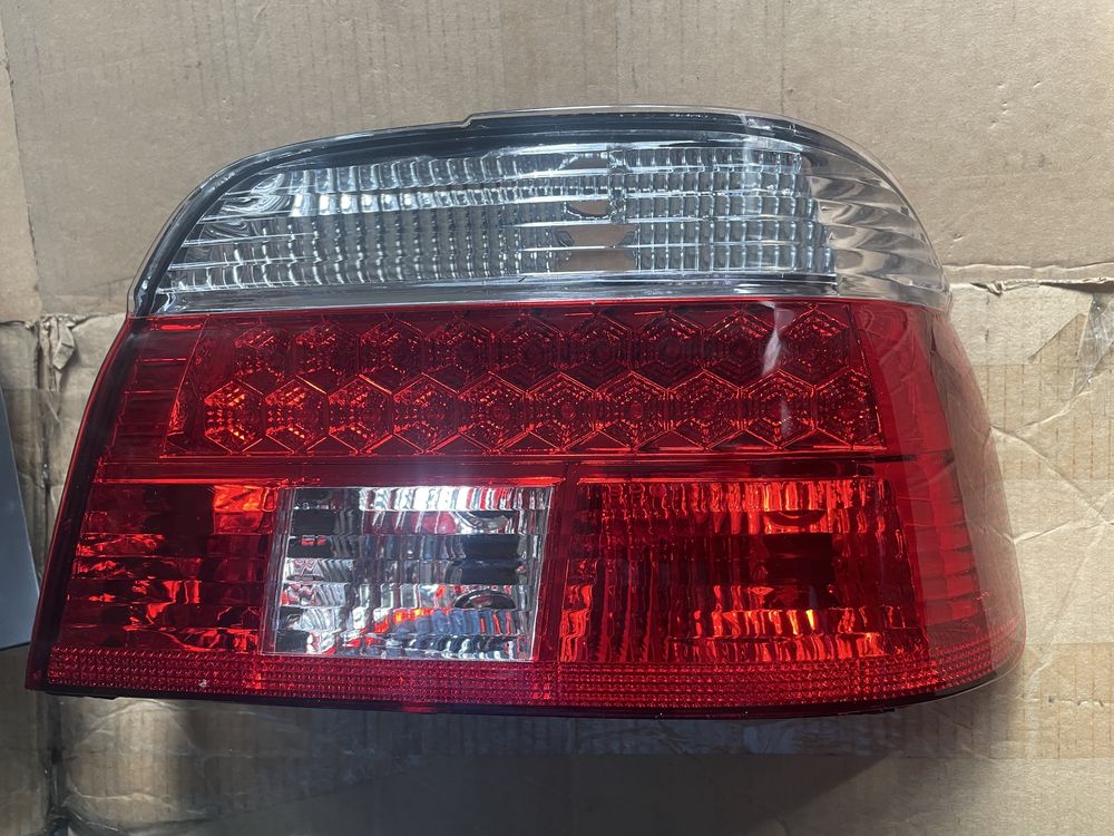 Комплект задних фонарей BMW E39