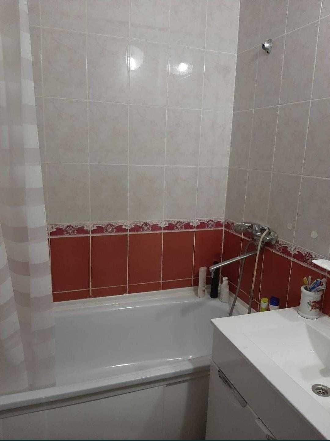 Продам 3 комн квартирув центре