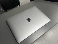 Продам Macbook air 13 m1