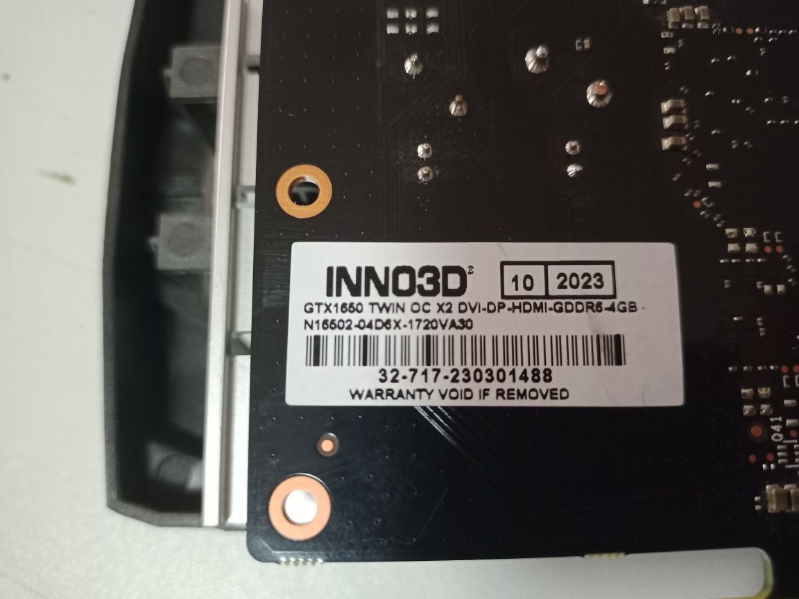 Продам видеокарту GTX 1650 4gb