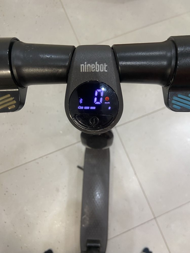 Segway kickscooter ninebot Es4