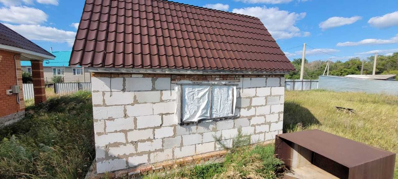 Продается земельный участок с домиком в п Октябрьское (Казахстанец)