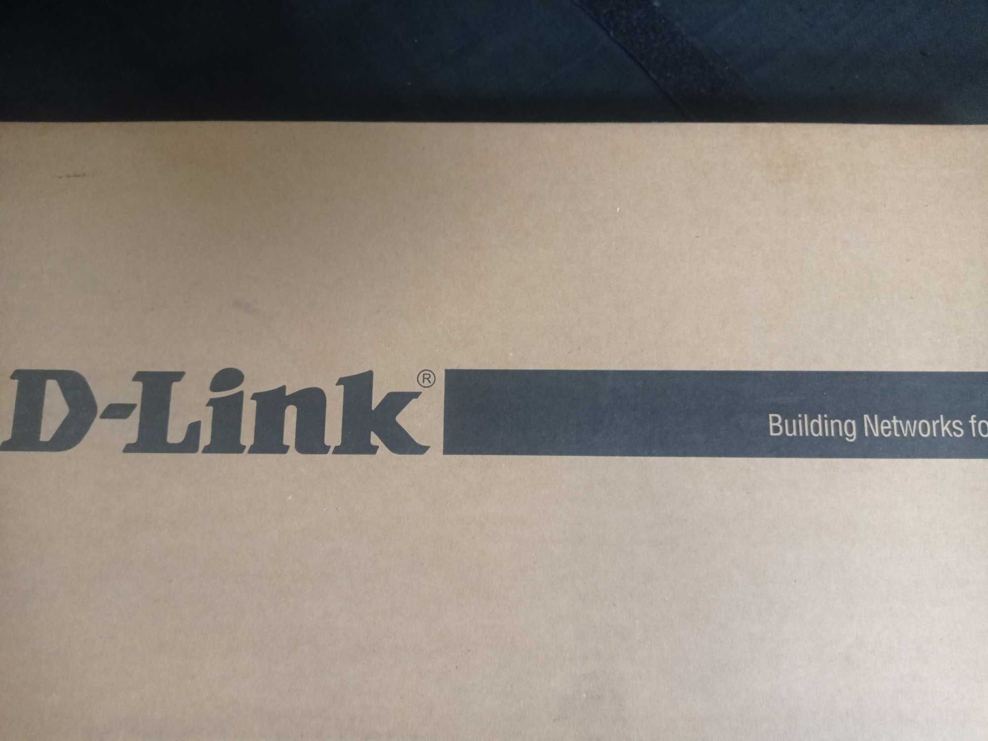 Коммутатор D-Link DGS-1210-28/ME/A2B. Новый!