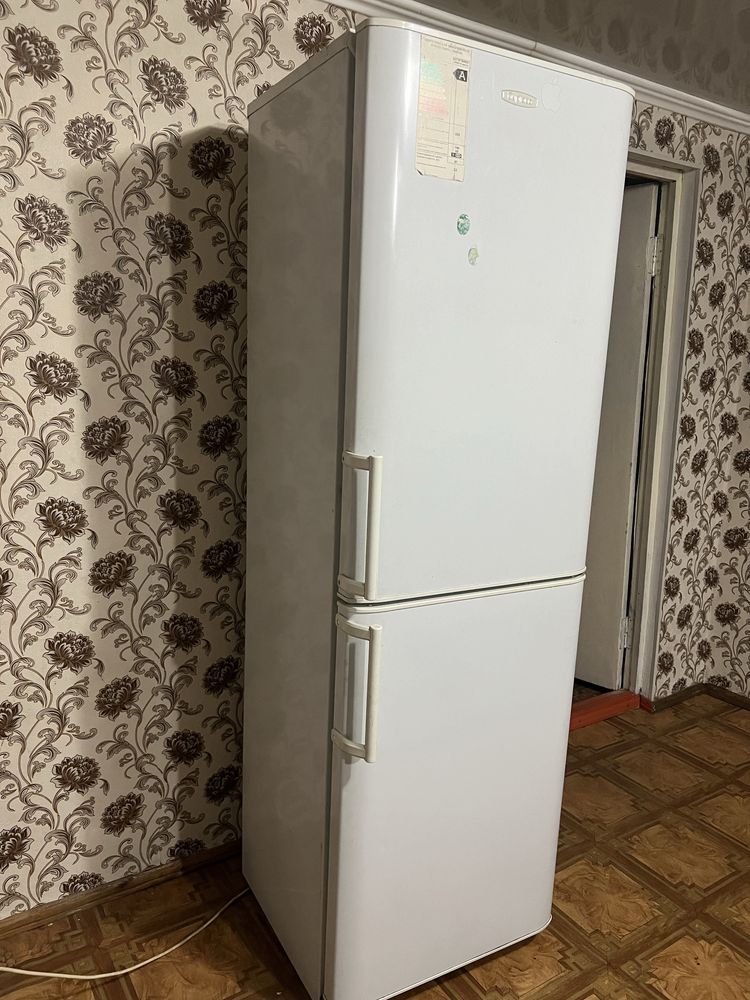 Холодильник в хорошем состоянии