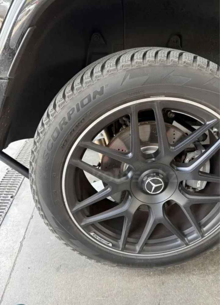 Pirelli Scorpion Ice zero 2 285/45/22