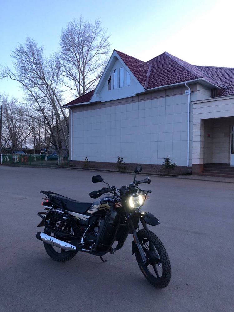 Suzuki GSX 200cc