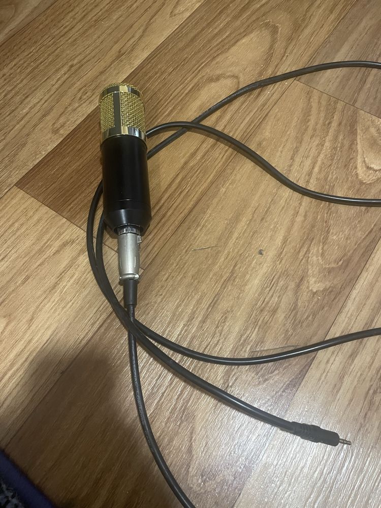 Микрофон mb-800.