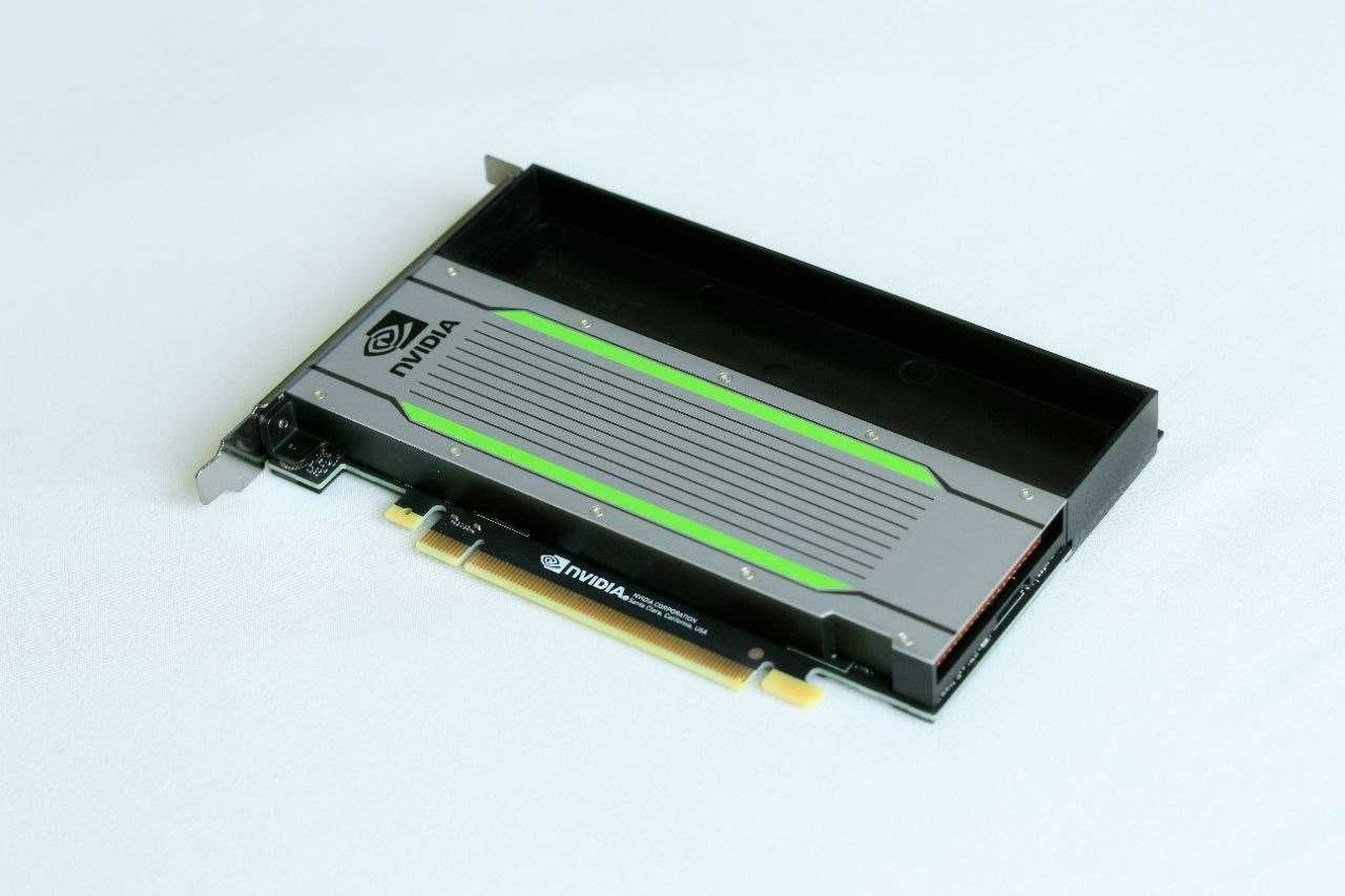 Продам NVIDIA Tesla T4 16 GB (256 bit, 2000 MHz, GDDR6, PCI-E)