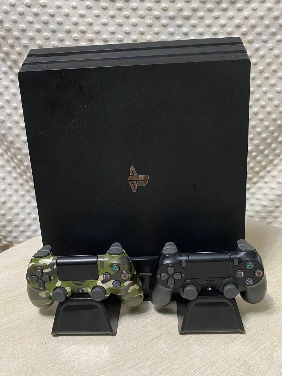 PlayStation 4 pro 1 tb  памяти