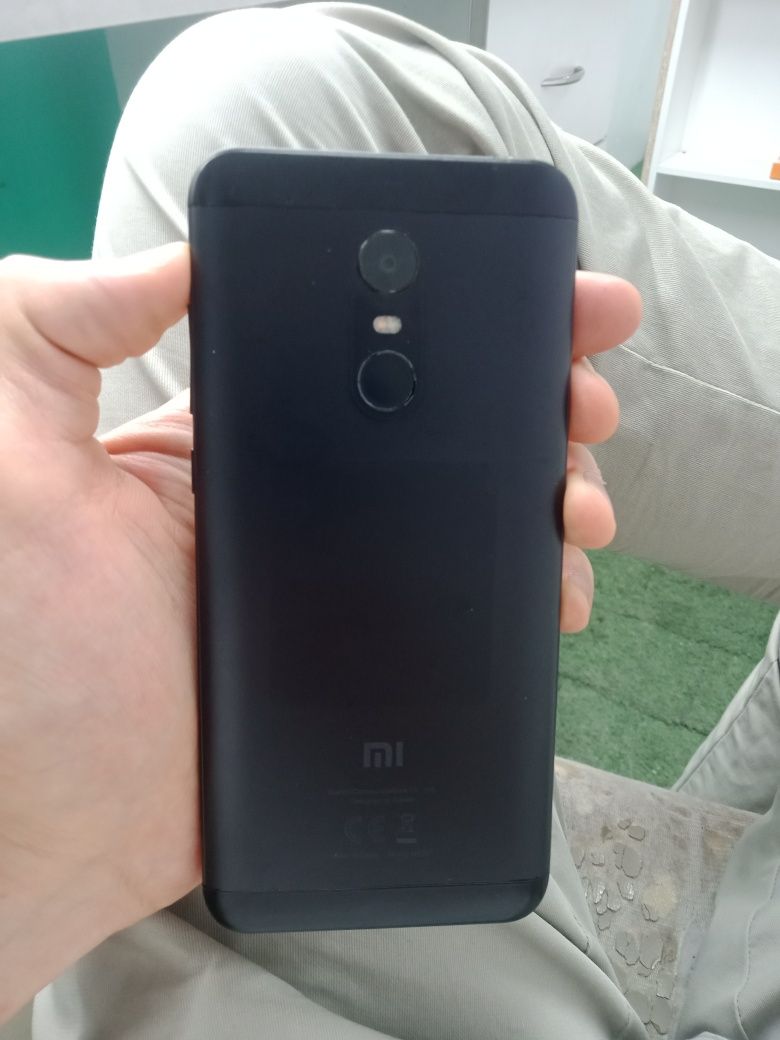 Xiaomi Redmi 5 Plus 64гб