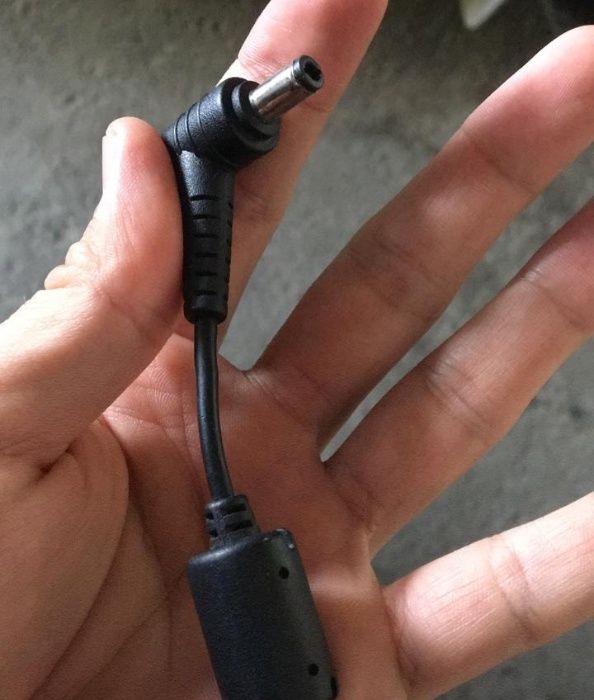 зарядка на ноутбук ASUS и шнур от зарядки для ноутбука ASUS