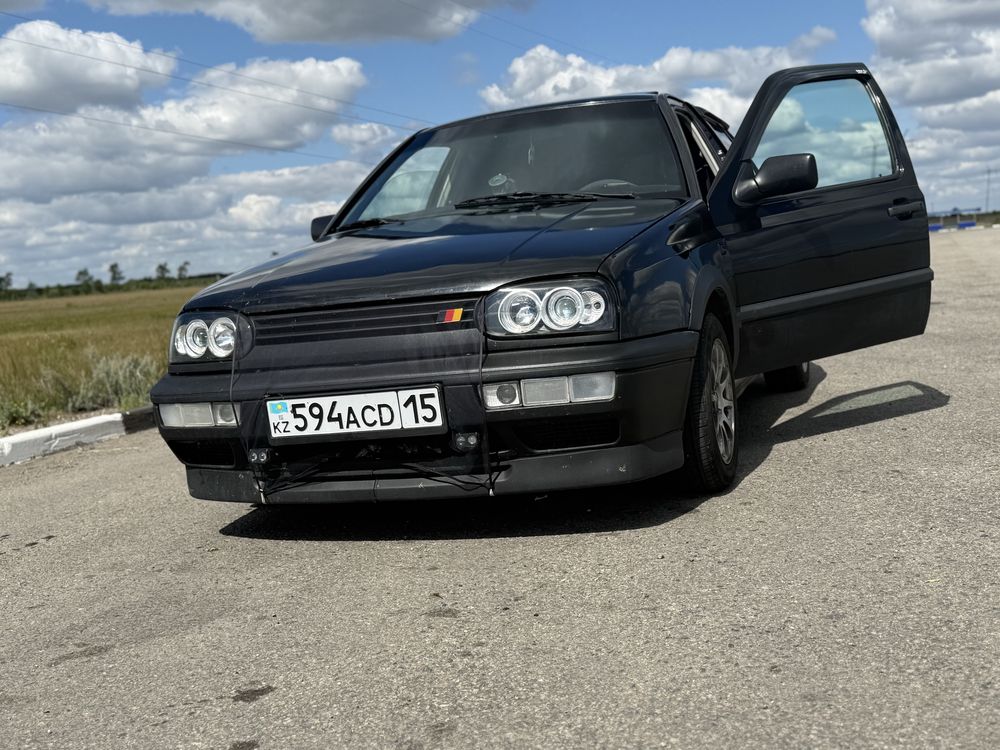 Продается Volkswagen Golf 3