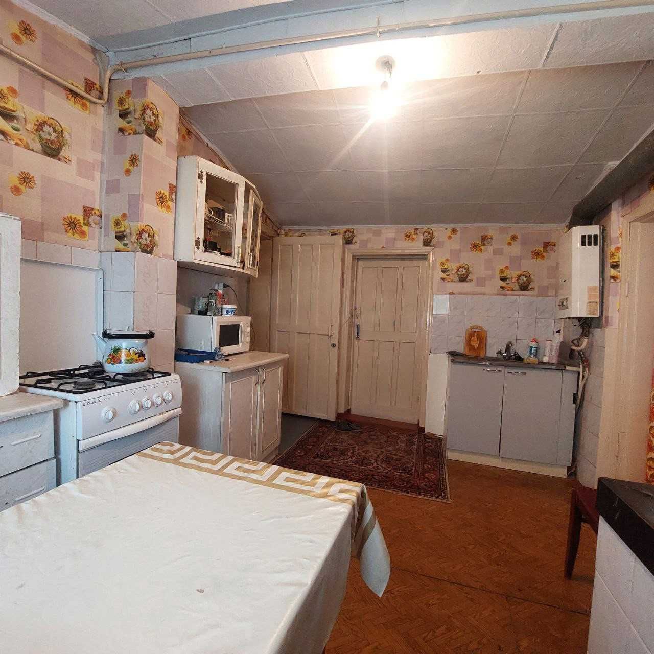 Продам 6ти комнатный дом в районе Мелькомбината