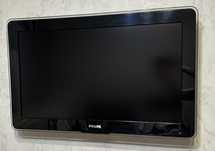 ЖК телевизор PHILIPS