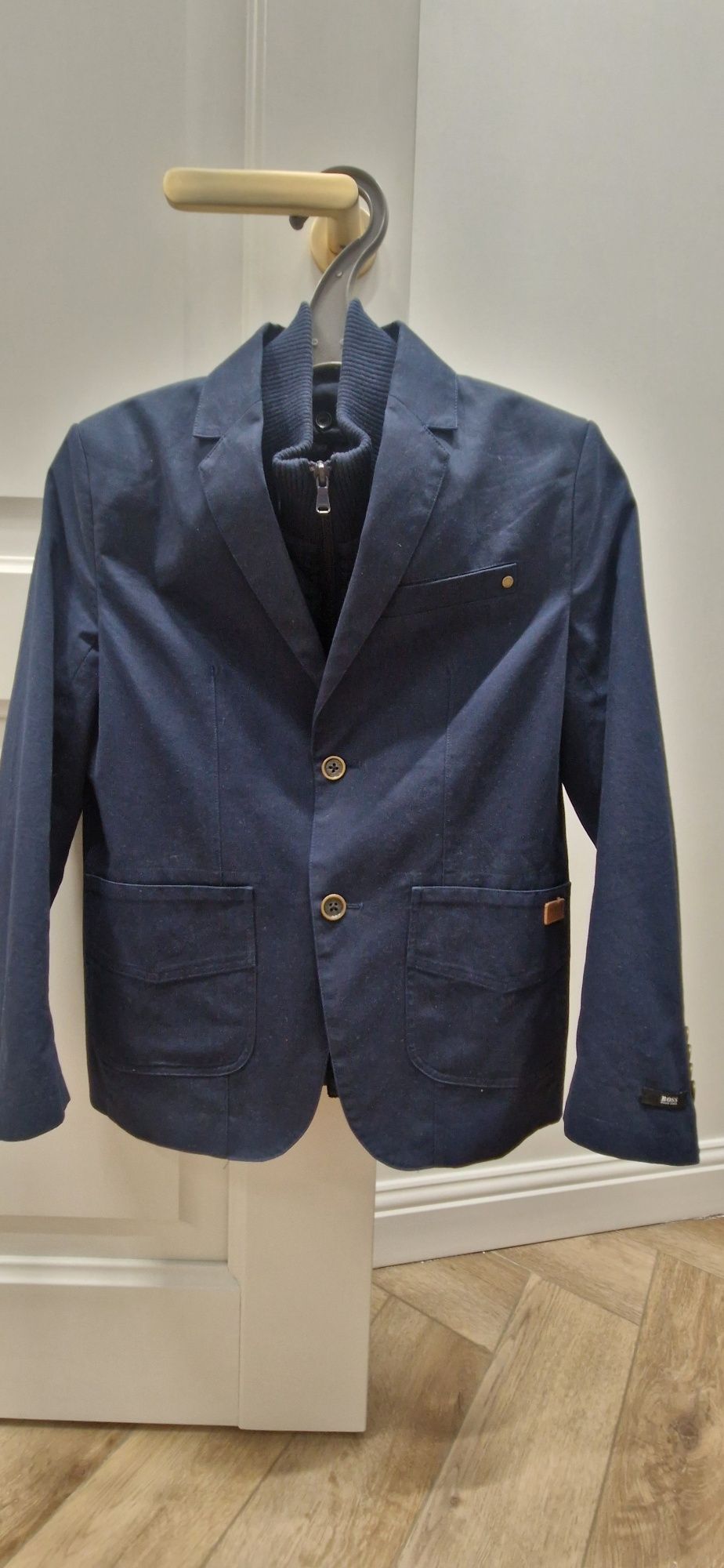 Пиджак  Hugo Boss  б/у 8,10,11