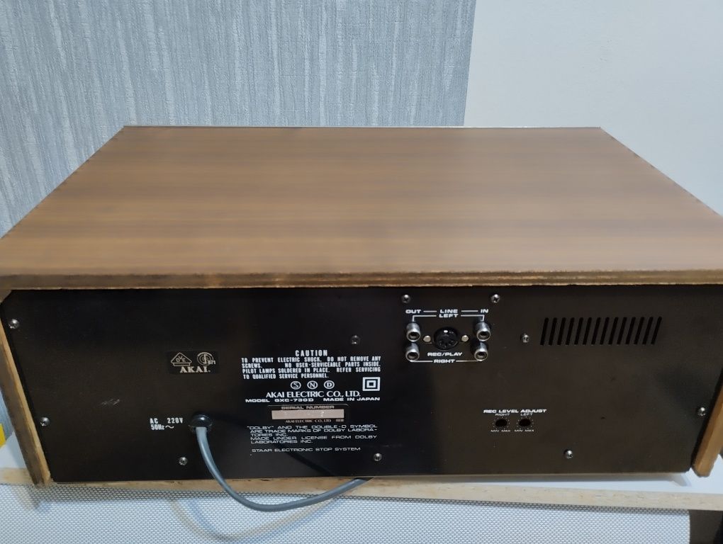 Касетная дека AKAI GXC -730 D