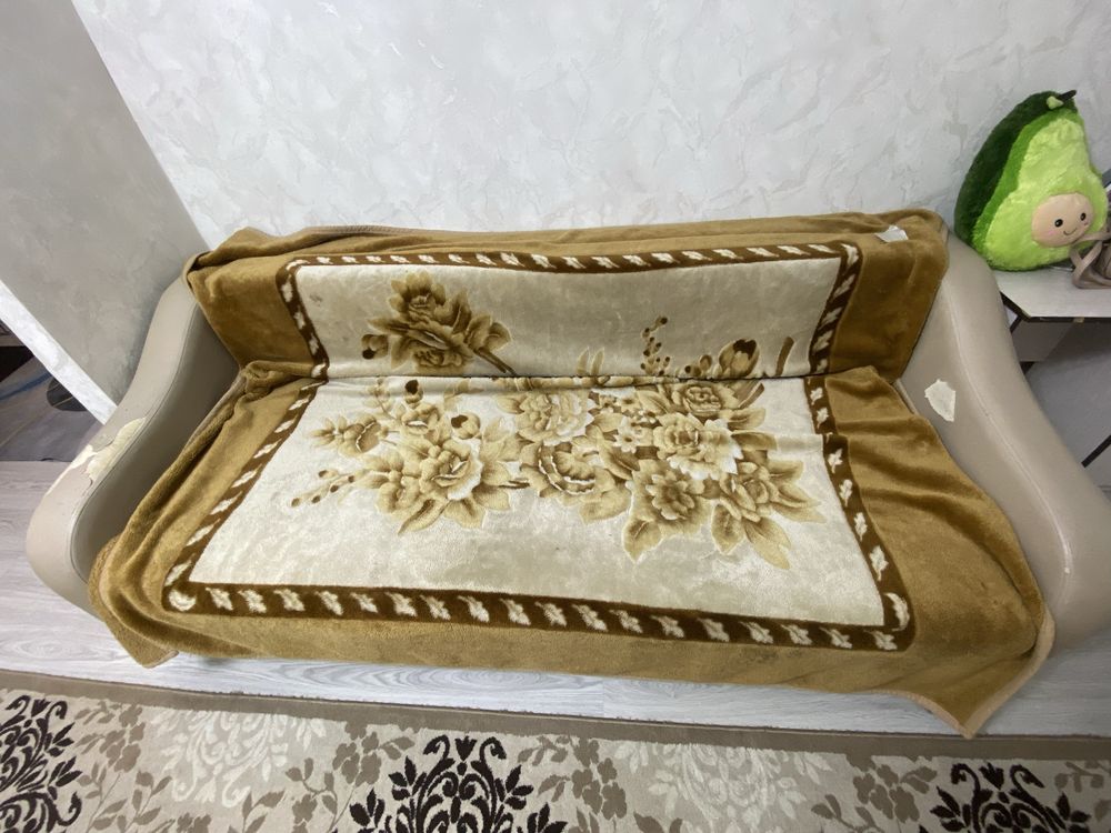Можете диван забрать бесплатно