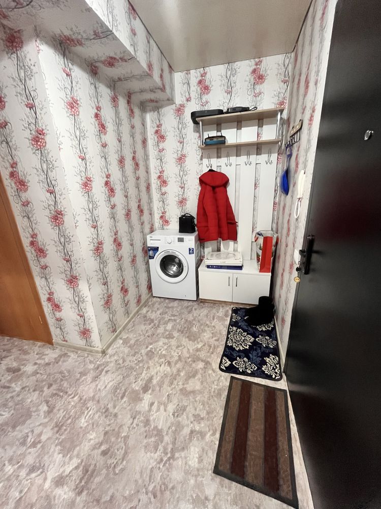 Продам прихожую с обувницой