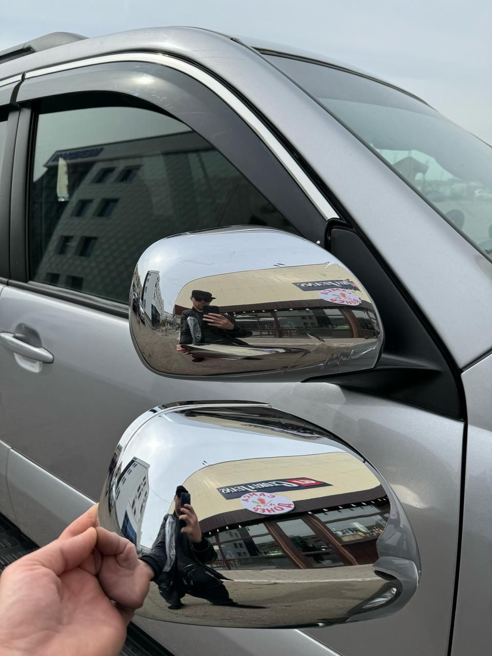 Хром на ручки дверей Toyota land cruiser Prado 120 gx470