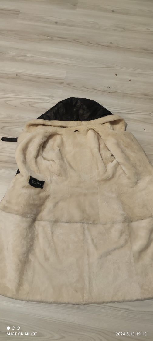 Продам кожаную дублёнку 2в1. Женская