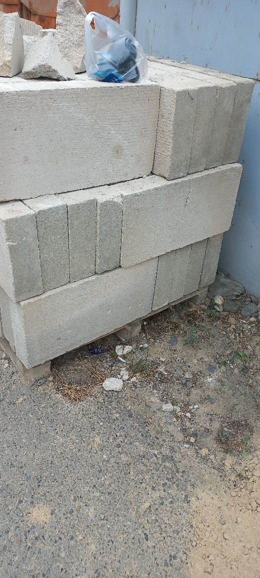 Продам  газоблоки