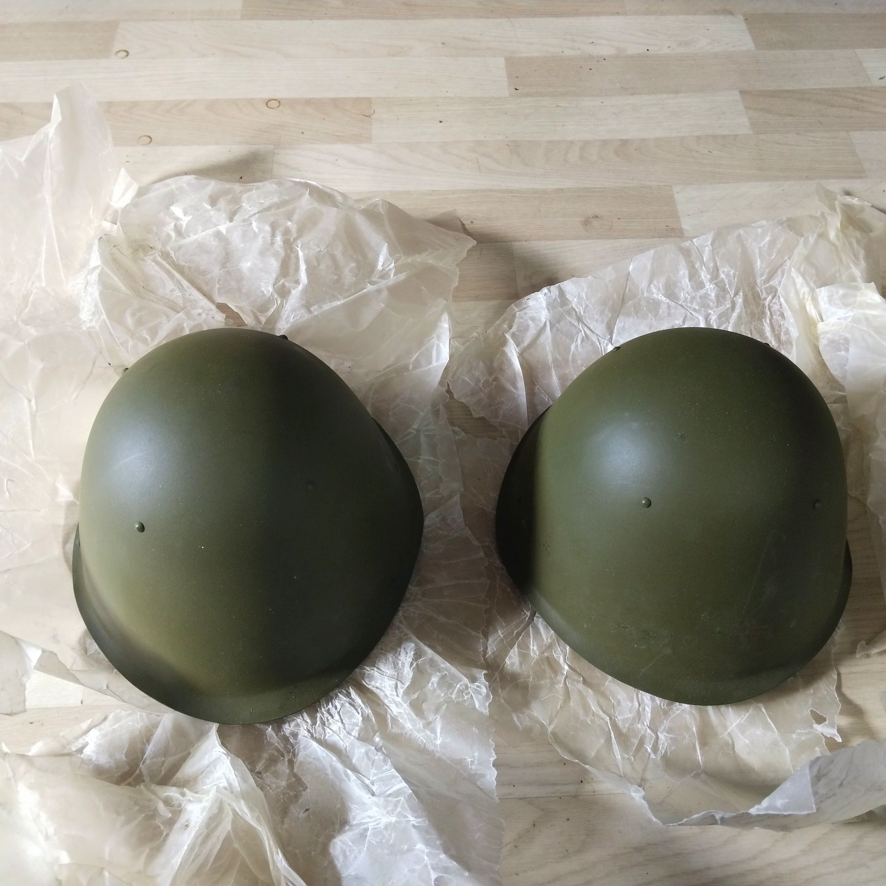 Каски, новые СССР.